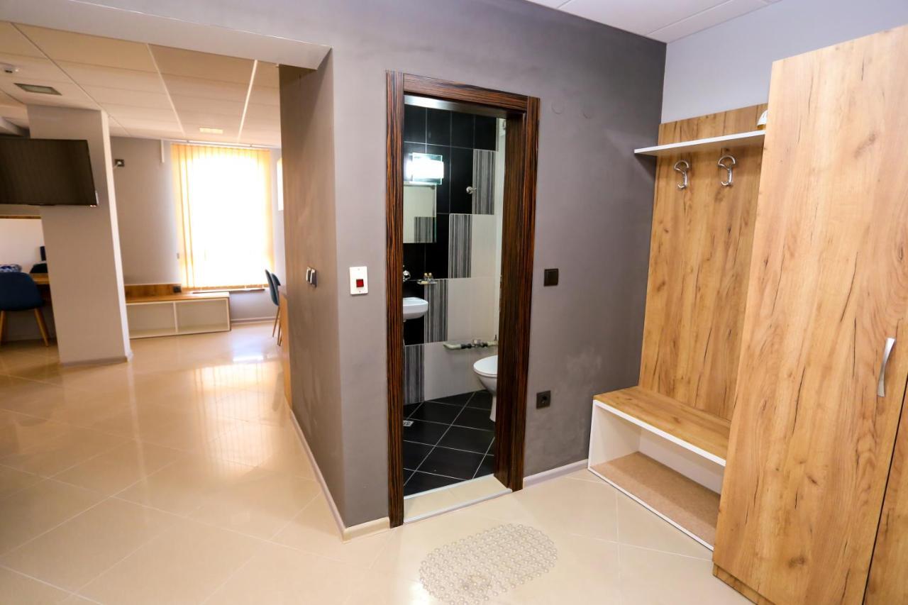 Студия И Стаи За Гости -Жк Пентагон Kurdzhali Exterior photo